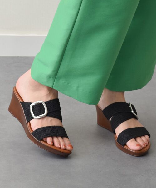 INTER-CHAUSSURES / インター ショシュール サンダル | 【ITALIAN SHOEMAKERS】ビッグバックルウェッジミュールサンダル（ブラック）