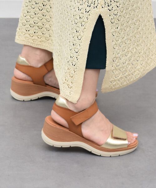 INTER-CHAUSSURES / インター ショシュール サンダル | 【MARILA】異素材コンビウエッジサンダル（ブラウンコンビ）