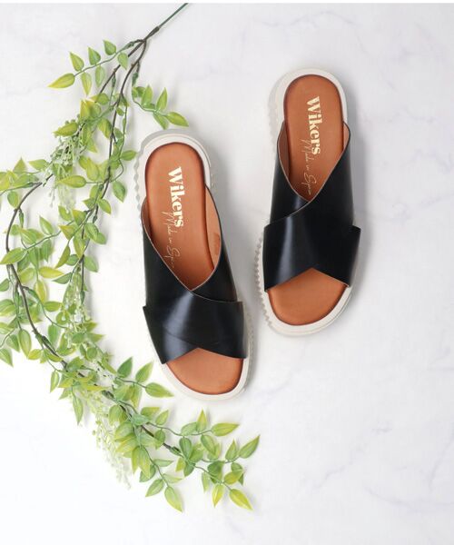 INTER-CHAUSSURES / インター ショシュール サンダル | 【WIKERS】厚底クロスベルトサンダル（ブラック）