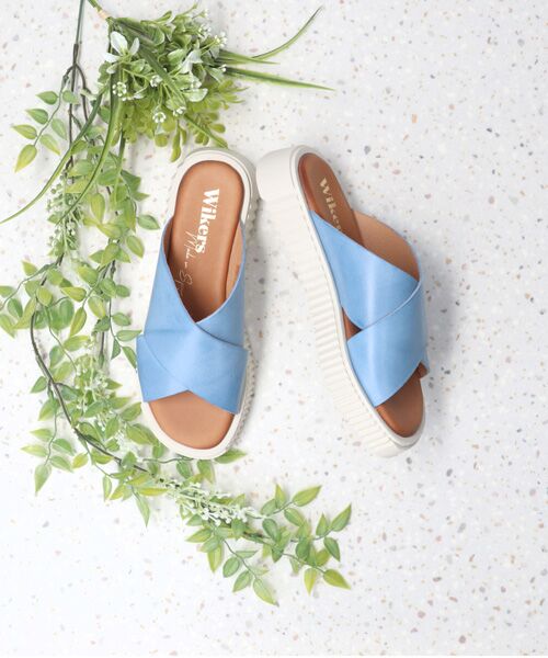 INTER-CHAUSSURES / インター ショシュール サンダル | 【WIKERS】厚底クロスベルトサンダル（ブルー）