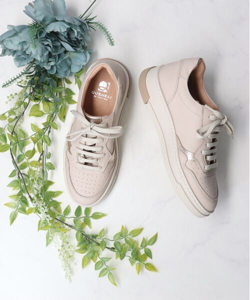 INTER-CHAUSSURES / インター ショシュール スニーカー | 【QUSHELI】ローカットレースアップスニーカー（ライトベージュコンビ）