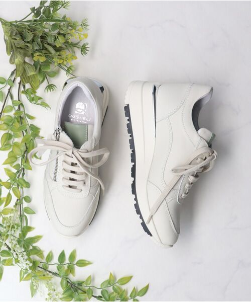 INTER-CHAUSSURES / インター ショシュール スニーカー | 【QUSHELI】アウトサイドジップレザースニーカー（オフホワイト）