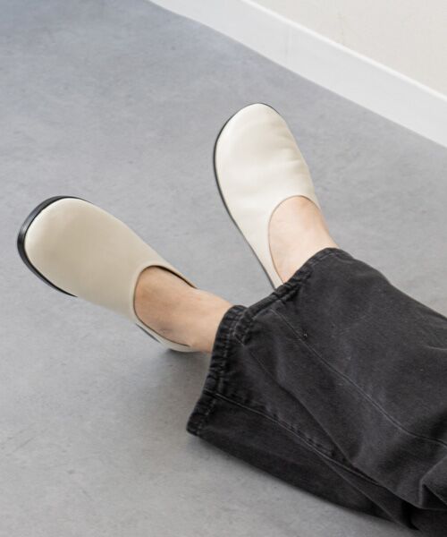 INTER-CHAUSSURES / インター ショシュール フラットシューズ | 【EMILE】オブリークトウフラットスリッポン | 詳細17