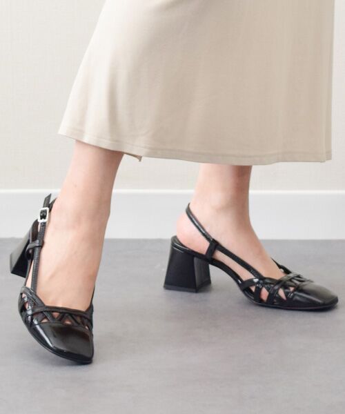 INTER-CHAUSSURES / インター ショシュール パンプス | 【INTER-CHAUSSURES】スクエアトウチャンキーヒールバックバンド（ブラックエナメル）