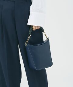 【TVドラマ使用】Resin-B/アクリルBOXショルダーBAG