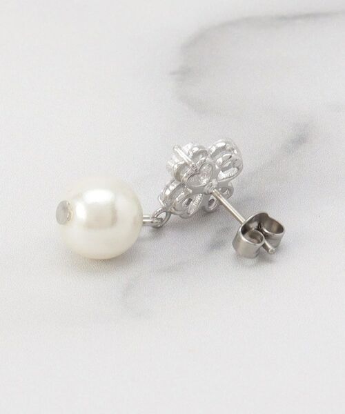 ITS'DEMO / イッツデモ ピアス・イヤリング | フェイクパール付クローバーキュービックピアス | 詳細3