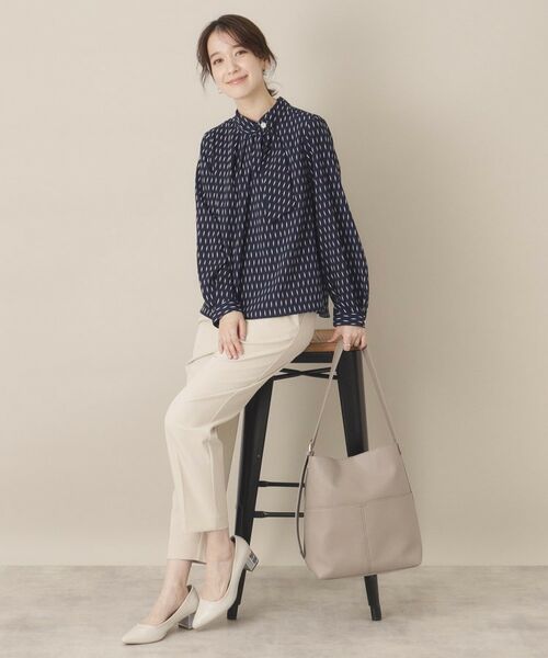 ITS'DEMO / イッツデモ シャツ・ブラウス | 【通勤／手洗い可】幾何柄ボウタイブラウス | 詳細12
