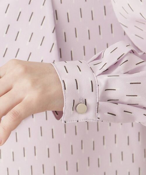 ITS'DEMO / イッツデモ シャツ・ブラウス | 【通勤／手洗い可】幾何柄ボウタイブラウス | 詳細21