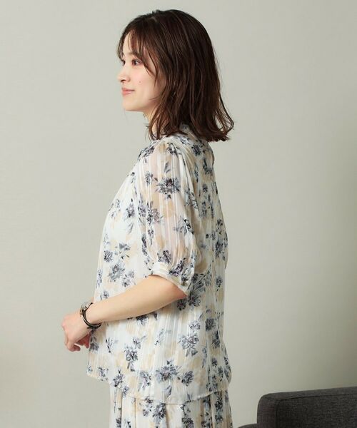 ITS'DEMO / イッツデモ シャツ・ブラウス | 【手洗い可／M・Lサイズ展開】ラメストライプ花柄5分袖ブラウス | 詳細18