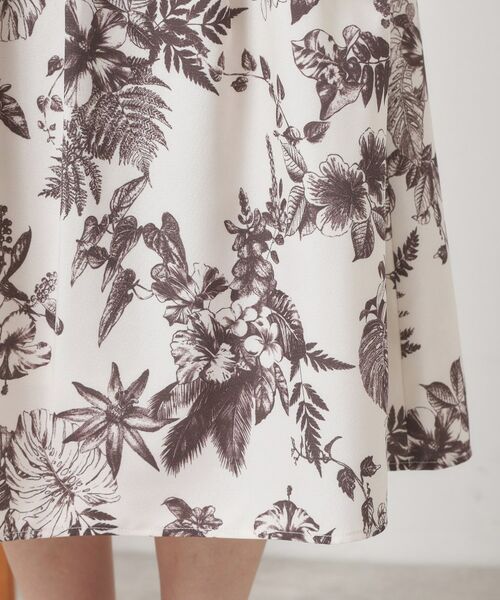 ITS'DEMO / イッツデモ スカート | 【清涼感／ウエスト後ろゴム／手洗い可】麻調花柄タックスカート | 詳細18