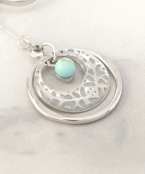 ITS'DEMO / イッツデモ ピアス・イヤリング | 透かしターコイズカラー揺れイヤリング | 詳細2