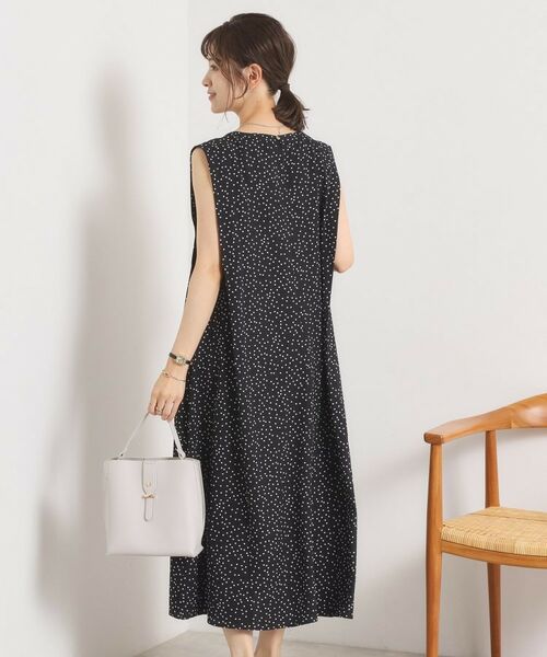 ITS'DEMO / イッツデモ ロング・マキシ丈ワンピース | 【UVカット／速乾／冷感／洗濯機OK／洗濯後しわになりにくい】麻調ストレッチ肩タックワンピース＜ラク服シリーズ＞ | 詳細10