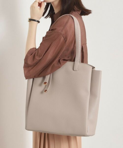 ITS'DEMO/イッツデモ <かるバッグ>縦型A4トート【通勤】 グレージュ(050) 00(フリーサイズ) ITS'DEMO/イッツデモ <かるバッグ>縦型A4トート【通勤】 グレージュ(050) 00(フリーサイズ)