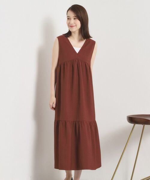 ITS'DEMO / イッツデモ ロング・マキシ丈ワンピース | 【洗濯機OK／ロングシーズン使える】ティアードVネックワンピース | 詳細13