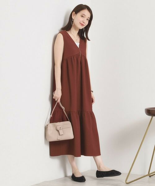 ITS'DEMO / イッツデモ ロング・マキシ丈ワンピース | 【洗濯機OK／ロングシーズン使える】ティアードVネックワンピース | 詳細7