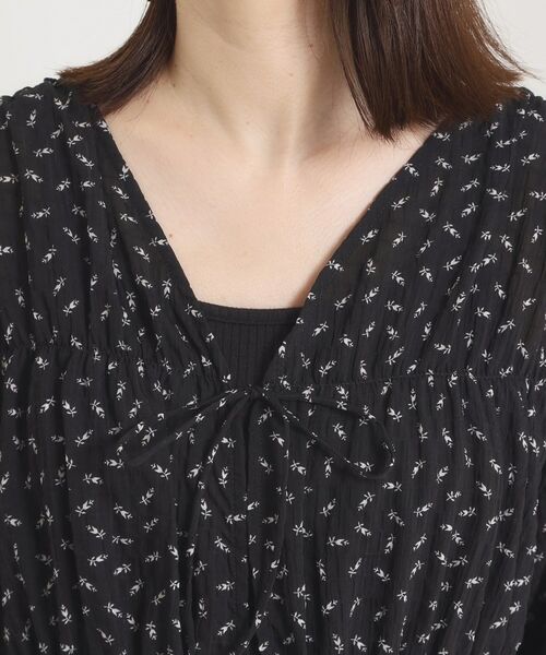 ITS'DEMO / イッツデモ シャツ・ブラウス | 【手洗い可】花柄シャーリング前開きブラウス | 詳細18