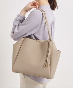 ITS'DEMO / イッツデモ トートバッグ | 【通勤】タッセル付き変形A4トート