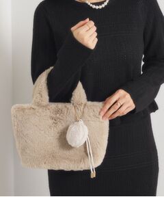 ITS'DEMO / イッツデモ トートバッグ | チャーム付きフェイクファートート