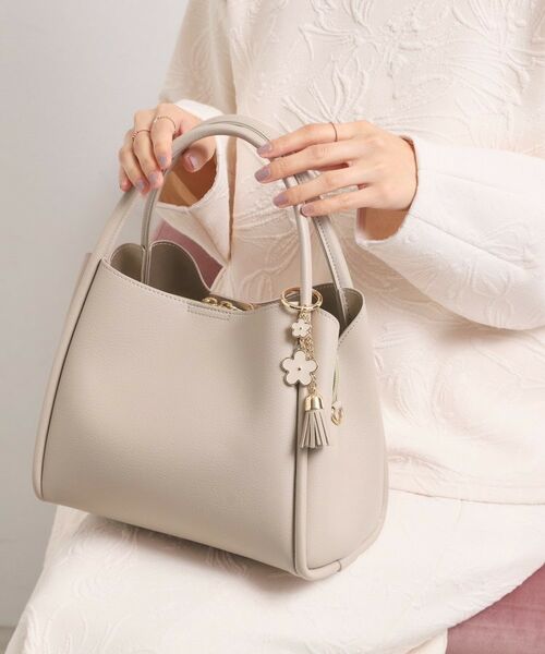 ITS'DEMO / イッツデモ ハンドバッグ | 【2WAY】チャーム付きミニトート(ライトベージュ(051))
