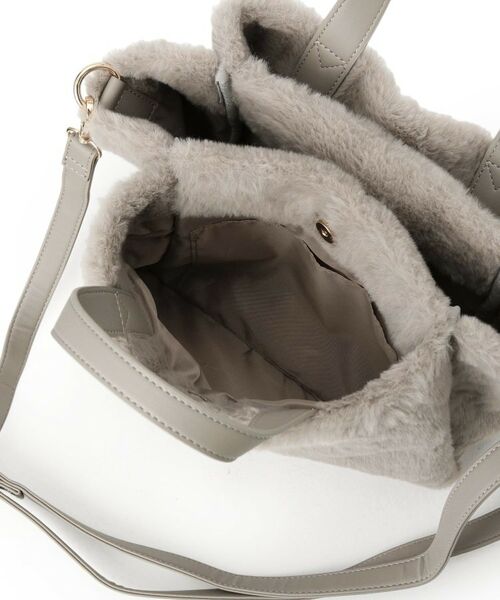 ITS'DEMO / イッツデモ トートバッグ | 【5ポケット】ベルト飾り三層フェイクファートート | 詳細20