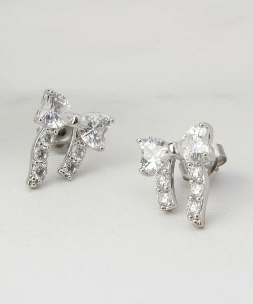 ITS'DEMO / イッツデモ ピアス・イヤリング | 足長リボンキュービックピアス（シルバー(006)）