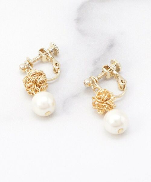 ITS'DEMO / イッツデモ ピアス・イヤリング | ワイヤー玉イヤリング（ゴールド(007)）