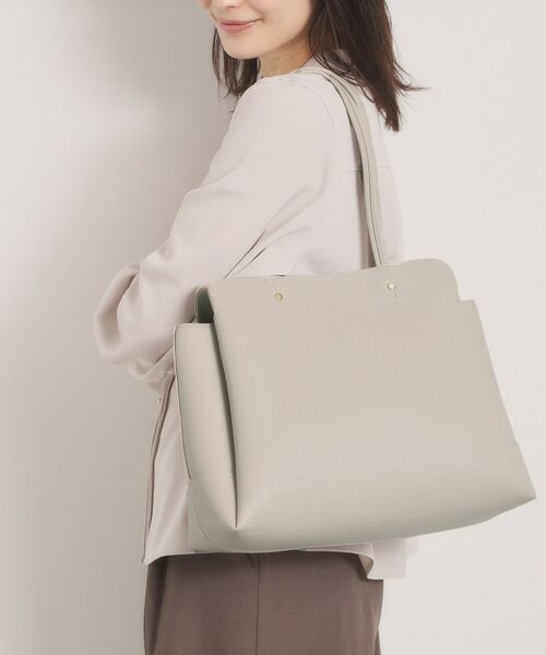 ITS'DEMO / イッツデモ トートバッグ | ＜楽もち＞軽量PU三層A4トート（ライトグレー(011)）