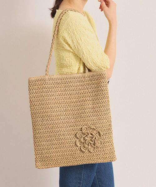 ITS'DEMO / イッツデモ トートバッグ | 雑材コサージュフラットトート（ベージュ(052)）