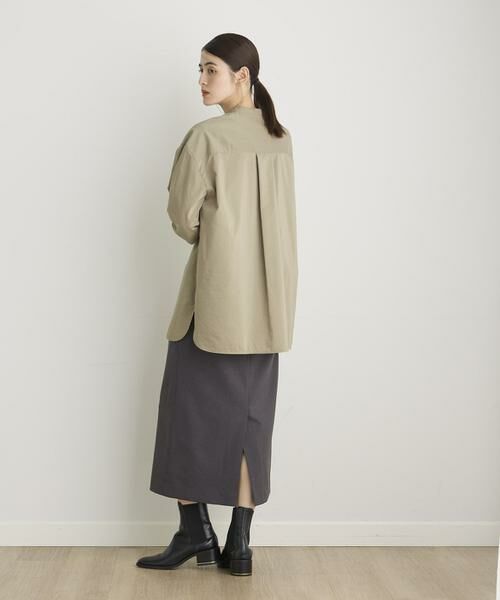 I.T.'S. international / イッツインターナショナル シャツ・ブラウス | バンドカラーツイストスリーブシャツ《スビン綿MIXローン》 | 詳細17