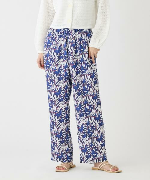 I.T.'S. international / イッツインターナショナル その他パンツ | ブルーフラワーストレートイージーパンツ | 詳細1
