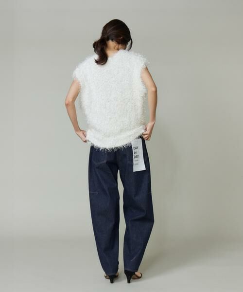 I.T.'S. international / イッツインターナショナル ベスト | フェザーヤーンVネックニットジレ | 詳細5