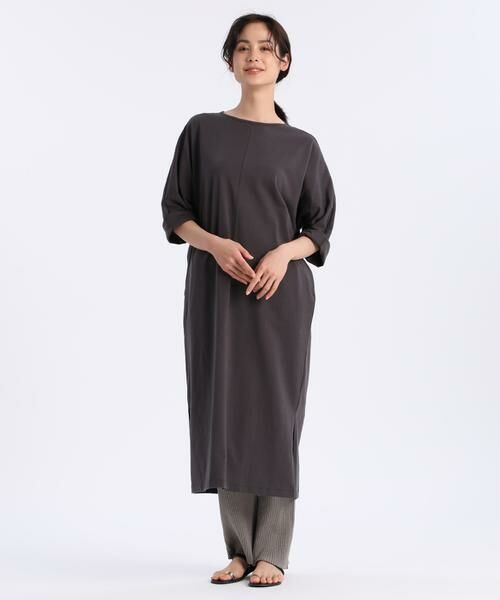 I.T.'S. international / イッツインターナショナル ミニ丈・ひざ丈ワンピース | ドルマンスリーブロングワンピース《ブルーサージコットン》 | 詳細8
