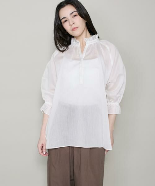 I.T.'S. international / イッツインターナショナル シャツ・ブラウス | コットンシルクギャザーフリルブラウス（オフホワイト1）