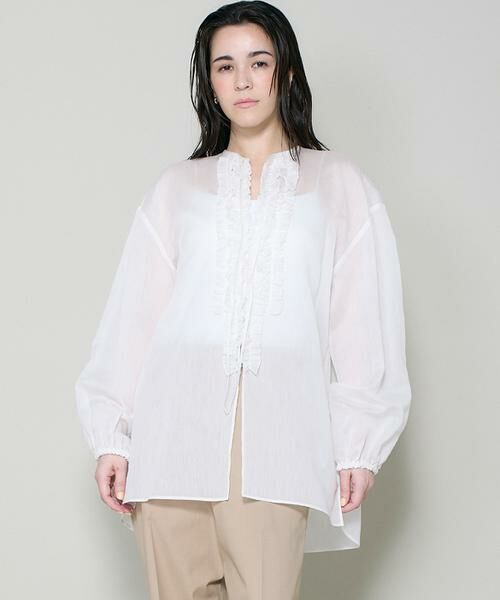 I.T.'S. international / イッツインターナショナル シャツ・ブラウス | コットンシルクフリルデザインブラウス（オフホワイト1）