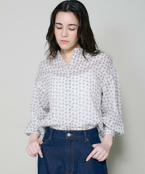 I.T.'S. international / イッツインターナショナル シャツ・ブラウス | トライアングルプリントコットンブラウス（アイボリー2）