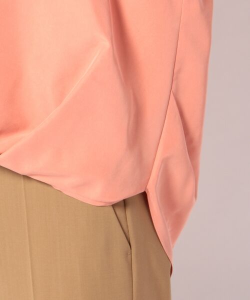 セール マガジン掲載 ドレープピーチサテンボタンレス ブラウス 検索番号q35 シャツ ブラウス 自由区 ジユウク ファッション通販 タカシマヤファッションスクエア