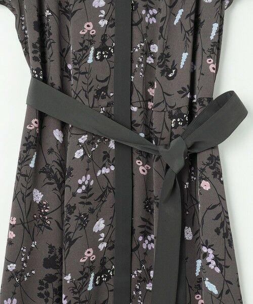 自由区 / ジユウク ロング・マキシ丈ワンピース | 【WEB&一部店舗限定】ハーバルフロープリント8分袖 ワンピース | 詳細24