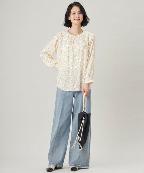 自由区 / ジユウク シャツ・ブラウス | 【カタログ掲載・セットアップ対応・洗える】ジオメトリックフラワードットプリント ブラウス | 詳細3