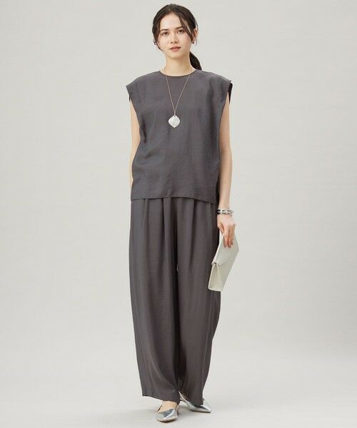 自由区 / ジユウク シャツ・ブラウス | 【カタログ掲載・セットアップ対応・接触冷感・UVケア・洗える】エアリーツイルノースリーブ ブラウス | 詳細12