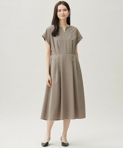 自由区 / ジユウク ロング・マキシ丈ワンピース | 【カタログ掲載・UVカット・洗える】ウーステッドライク ワンピース | 詳細2