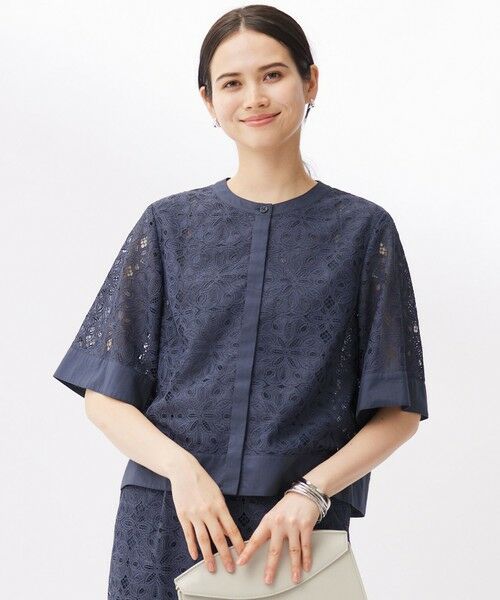 自由区/ジユウク 【カタログ掲載・洗える】フラワータイルレース ブラウス インディゴブルー 40