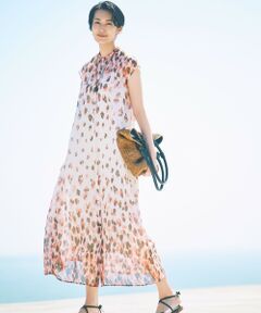 自由区 / ジユウク ロング・マキシ丈ワンピース | 【カタログ掲載・洗える】グラデーションペタルプリント ワンピース