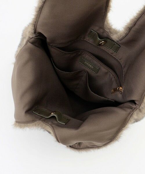 自由区 / ジユウク トートバッグ | 【SHIHOさん着用】イージーファー バッグ | 詳細13