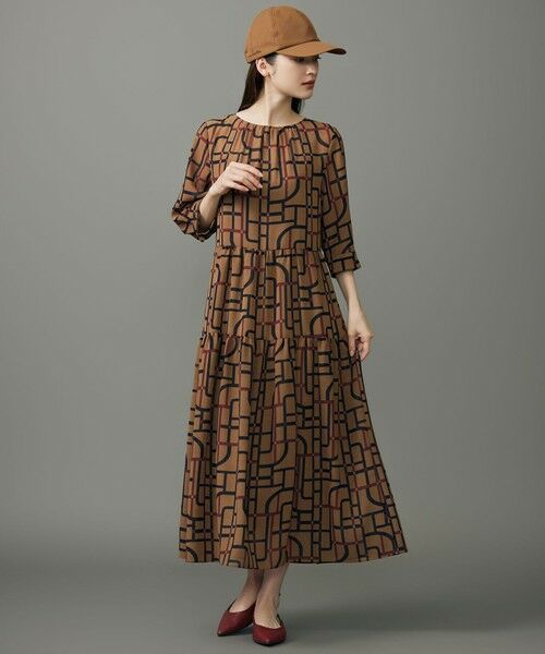 自由区 / ジユウク ロング・マキシ丈ワンピース | ジオメトリックレトロプリント ワンピース | 詳細4