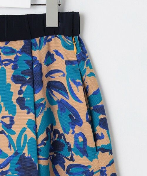 自由区 / ジユウク ミニ・ひざ丈スカート | 【SHIHOさん着用】アートタッチフラワープリント スカート | 詳細8