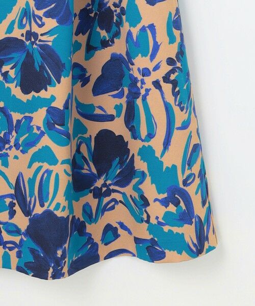 自由区 / ジユウク ミニ・ひざ丈スカート | 【SHIHOさん着用】アートタッチフラワープリント スカート | 詳細5