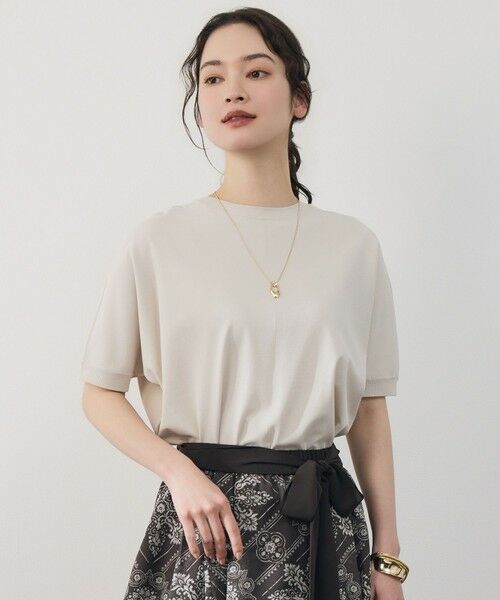 自由区 / ジユウク ニット・セーター | 【前後着用可能】クレープストレッチドルマンスリーブ ニット（ベージュ）