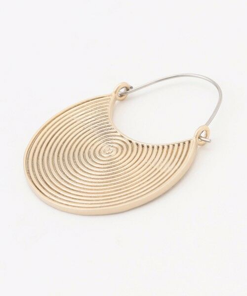 自由区 / ジユウク ネックレス・ペンダント・チョーカー | 【SHIHOさん着用・大ぶり】スワール ピアス | 詳細8