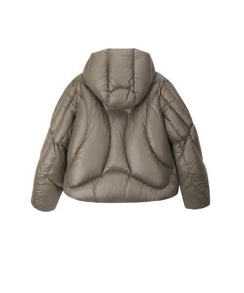 JNBY / ジェーエヌビーワイ ダウンジャケット・ベスト | Hooded Curved Quilted Down Jacket / カーブキルティングダウンジャケット | 詳細8