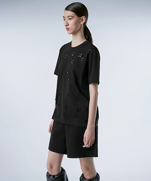 JNBY / ジェーエヌビーワイ Tシャツ | Laser-cut Floral Hollow T-Shirt / レースカットフローラルTシャツ | 詳細10